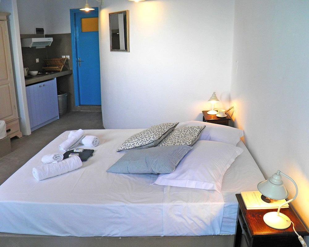 Kástron Aegean Eye Apartments מראה חיצוני תמונה